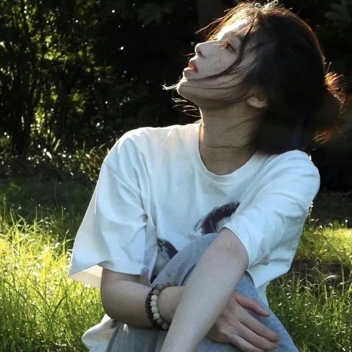 云端男女